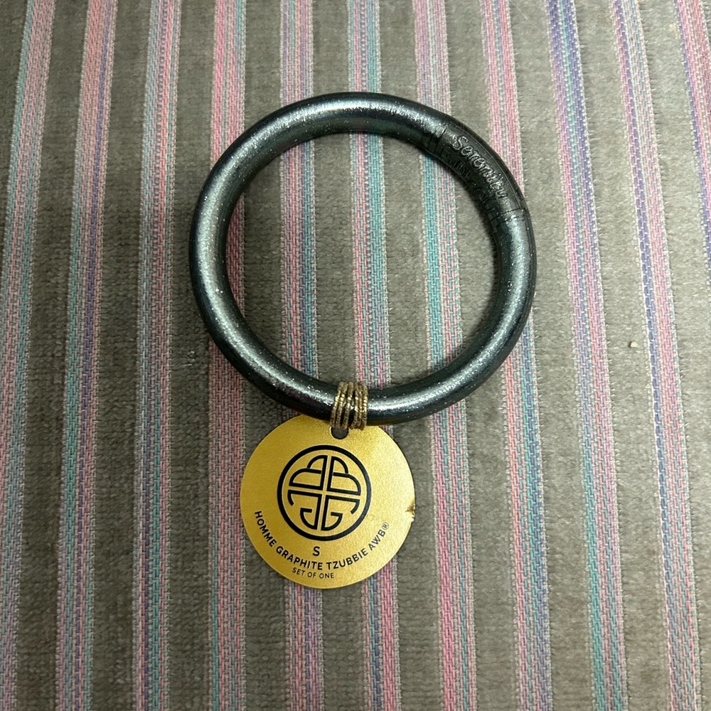 BudhaGirl BudhaHomme bangle Tzubbie bracelet, graphite, NWT